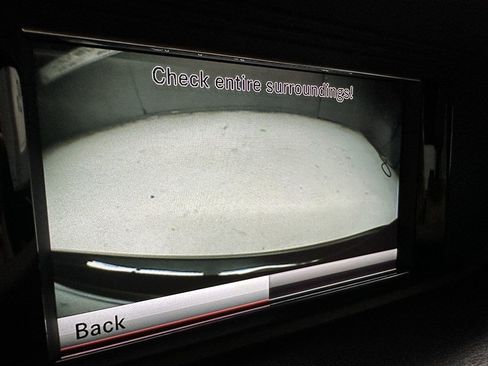 Used 2013 Mercedes-Benz E 350 4MATIC Sedan image 24
