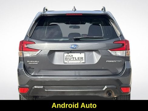 Used 2023 Subaru Forester Premium image 6