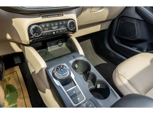 Used 2022 Ford Escape Titanium w/ Class II Trailer Tow Package image 24