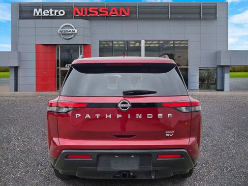 Certified 2022 Nissan Pathfinder SV w/ SV Premium Package image 5
