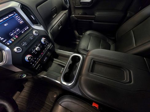 Used 2019 GMC Sierra 1500 SLT w/ SLT Premium Plus Package AWD/4WD image 41
