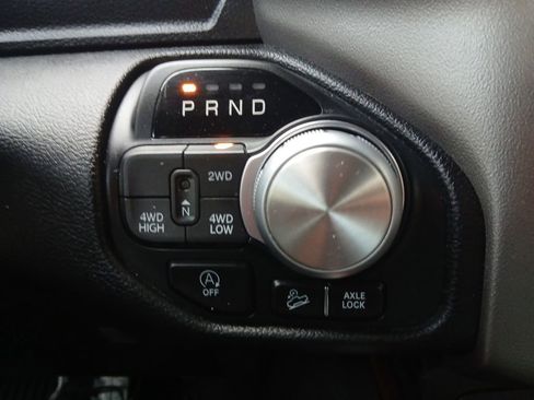 Used 2019 RAM 1500 Rebel w/ Rebel Level 2 Equipment Group AWD/4WD image 10