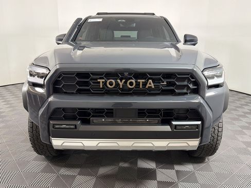 Used 2025 Toyota 4Runner Trailhunter AWD/4WD image 6
