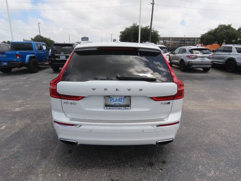 Used 2020 Volvo XC60 T5 Inscription w/ Protection Package Premier AWD/4WD image 12