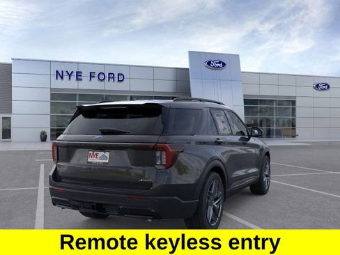 New 2025 Ford Explorer ST-Line w/ Premium Package image 8