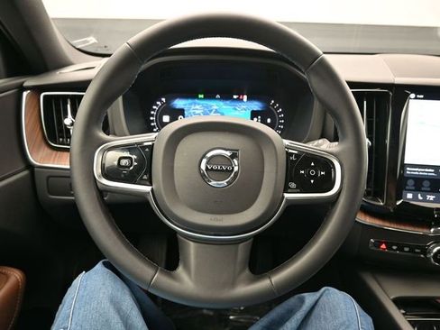 Used 2023 Volvo XC60 B5 Plus w/ Protection Package Premier image 24