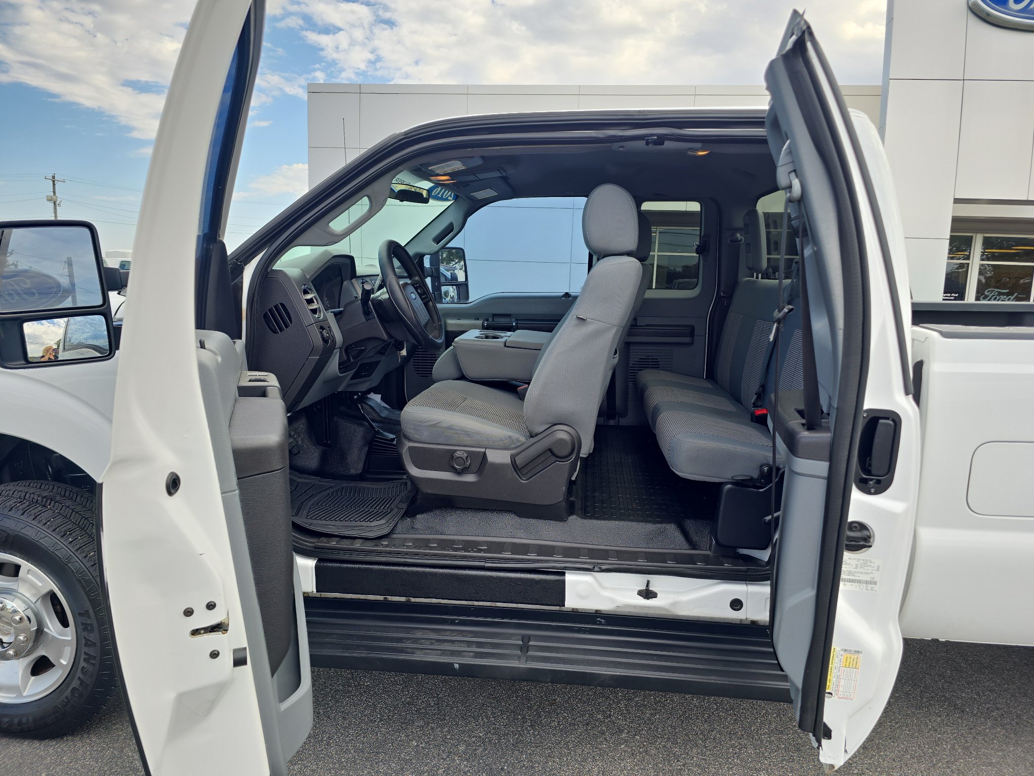 Used 2016 Ford F250 XLT AWD/4WD image 12