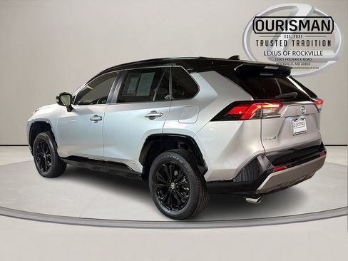 Used 2025 Toyota RAV4 XSE w/ Advanced Technology Package AWD/4WD image 7