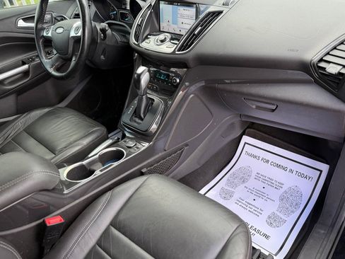 Used 2016 Ford Escape Titanium FWD image 13
