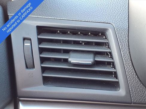 Used 2010 Subaru Legacy 2.5i Premium image 29