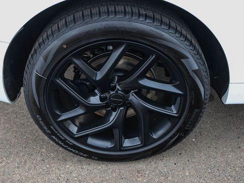 New 2026 Land Rover Range Rover Sport Dynamic SE image 13