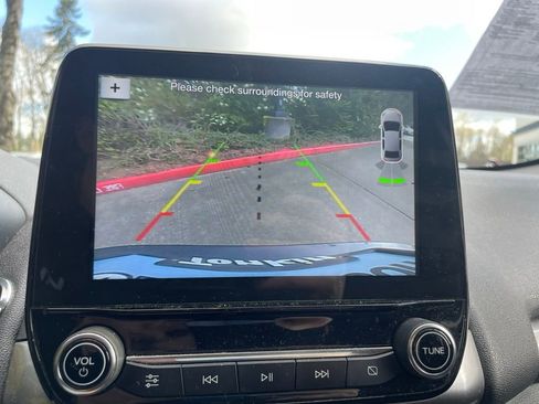 Used 2019 Ford EcoSport SE image 16