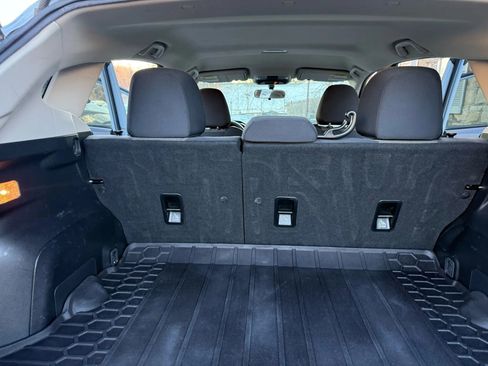 Used 2018 Subaru Crosstrek 2.0i Premium image 19