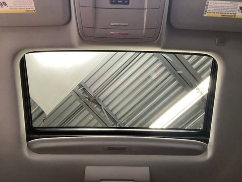 Used 2019 Chevrolet Suburban Premier image 45