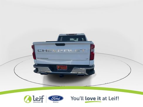 Used 2022 Chevrolet Silverado 1500 LT w/ Z71 Off-Road Package image 7