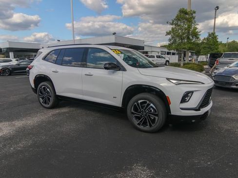 Used 2026 Buick Enclave Sport Touring w/ Power Package FWD image 12