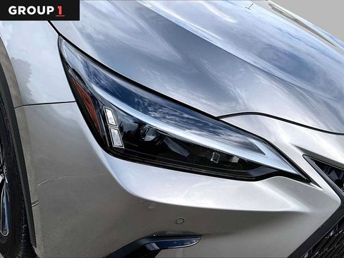 Used 2024 Lexus NX 250 FWD image 25