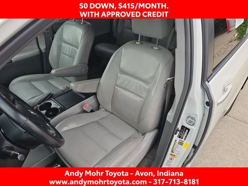 Used 2017 Toyota Sienna XLE Premium FWD image 10