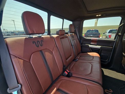 Used 2022 Ford F250 King Ranch w/ King Ranch Ultimate Package AWD/4WD image 32