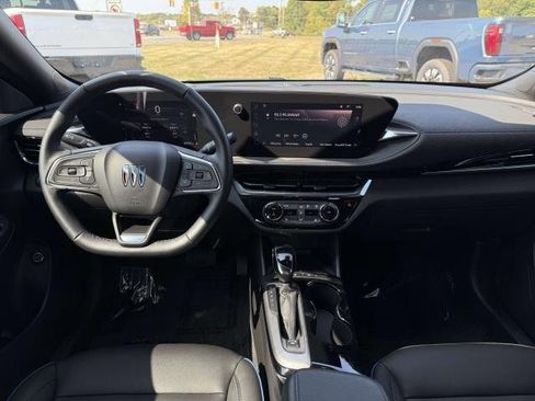 Used 2024 Buick Envista Sport Touring w/ Convenience I Package image 14