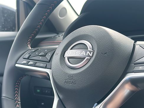 New 2025 Nissan Sentra SR image 20