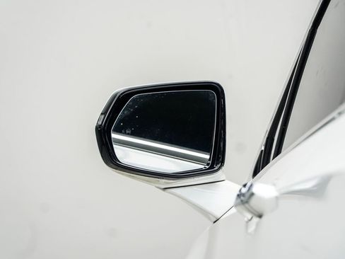 Used 2022 Cadillac XT6 Premium Luxury AWD/4WD image 15