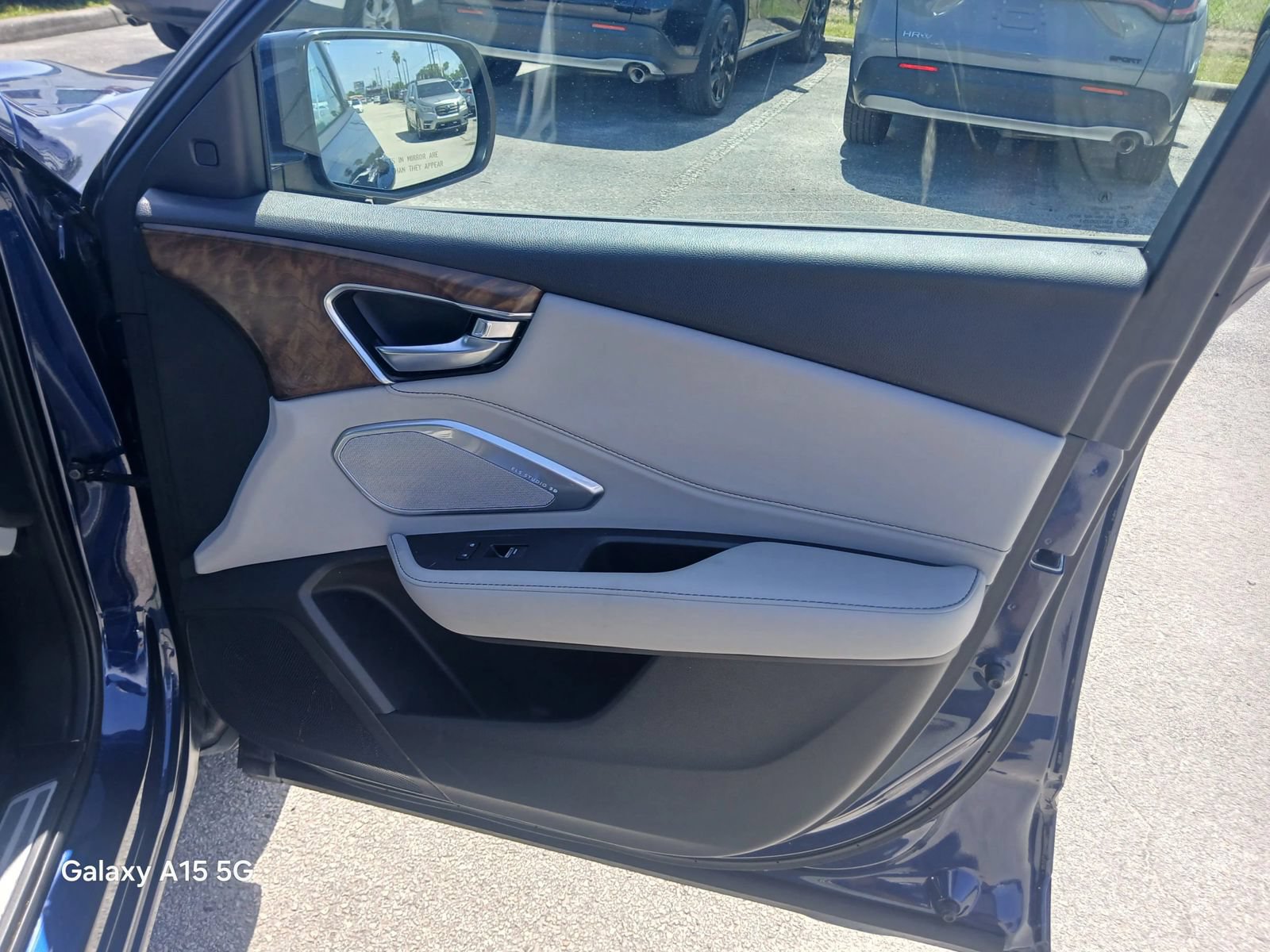 Used 2019 Acura RDX w/ Advance Package FWD image 24