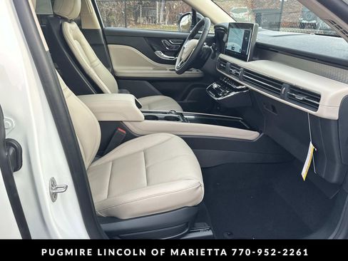 New 2026 Lincoln Corsair Premiere AWD/4WD image 13
