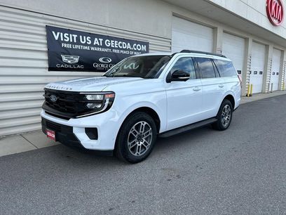 Used 2025 Ford Expedition Active