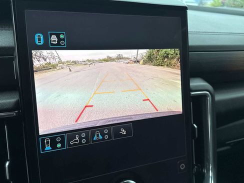 Used 2025 GMC Yukon Denali image 22