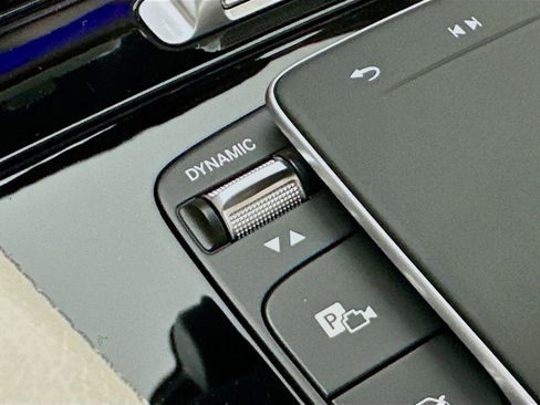 Used 2026 Mercedes-Benz GLS 450 4MATIC image 22