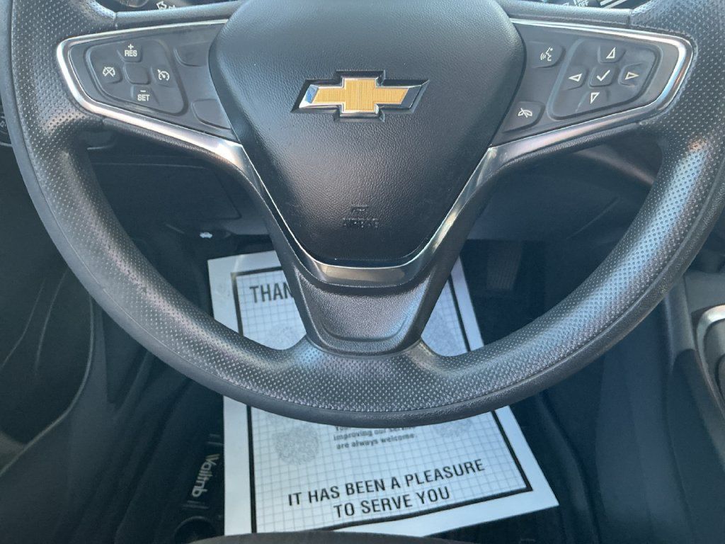 Used 2021 Chevrolet Malibu LT FWD image 24