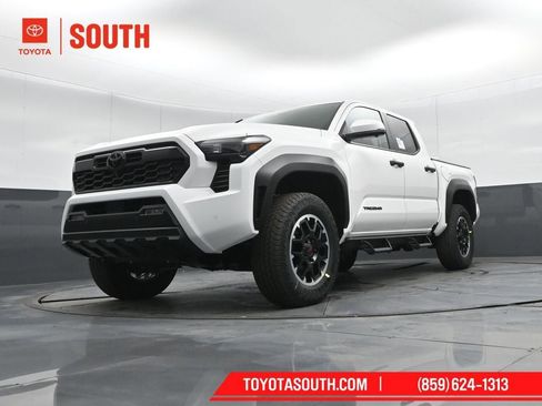 New 2026 Toyota Tacoma TRD Off-Road w/ TRD Off Road Premium Package image 37