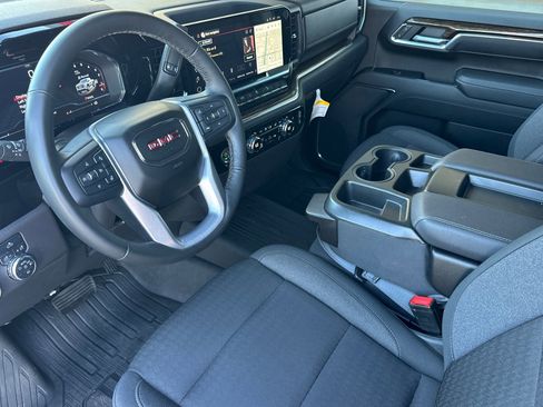 Used 2023 GMC Sierra 1500 Elevation w/ LPO, Elevation Black Package image 9