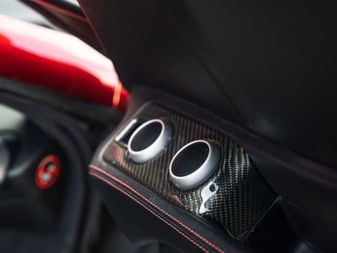 Used 2014 McLaren MP4-12C Spider RWD image 13