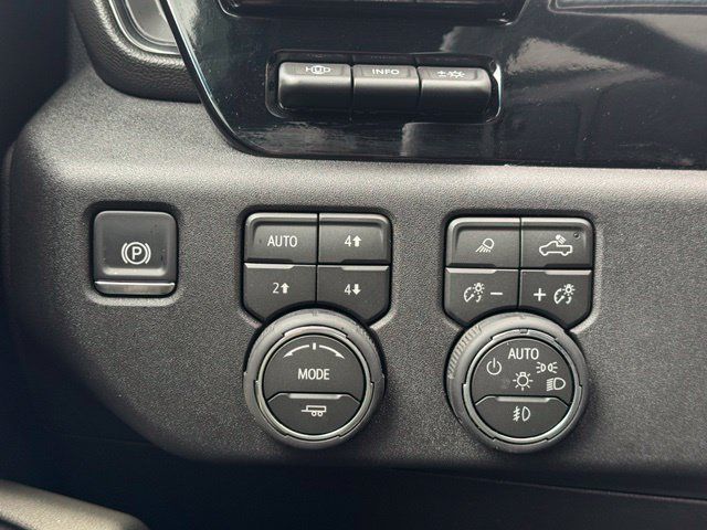 Used 2026 Chevrolet Silverado 2500 ZR2 AWD/4WD image 32
