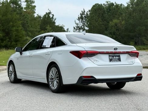 Used 2020 Toyota Avalon Limited w/ Advanced Safety Package FWD image 10