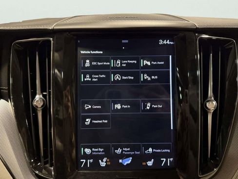 Used 2019 Volvo XC60 T5 Inscription w/ Protection Package Premier image 33