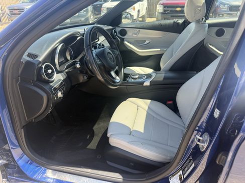 Used 2018 Mercedes-Benz C 300 4MATIC Sedan w/ Premium Package image 11