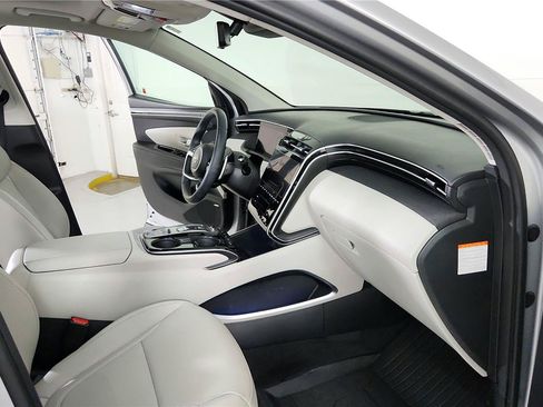 Used 2024 Hyundai Tucson Limited AWD/4WD image 22