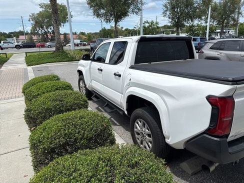 Used 2024 Toyota Tacoma SR RWD image 7
