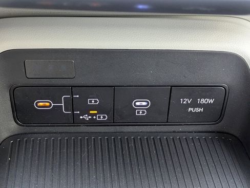 Certified 2025 Hyundai Kona SE FWD image 23