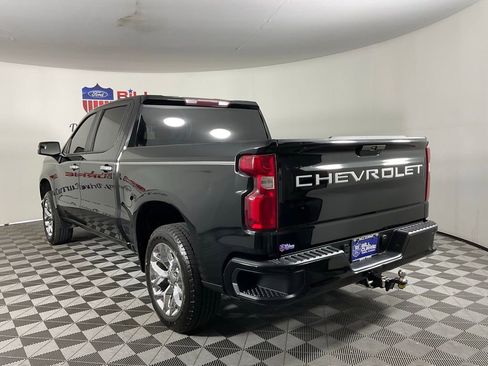 Used 2019 Chevrolet Silverado 1500 Custom w/ Custom Value Package RWD image 5