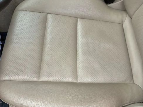 Used 2012 Mercedes-Benz C 300 C 300 4MATIC Luxury Sedan 4D image 31