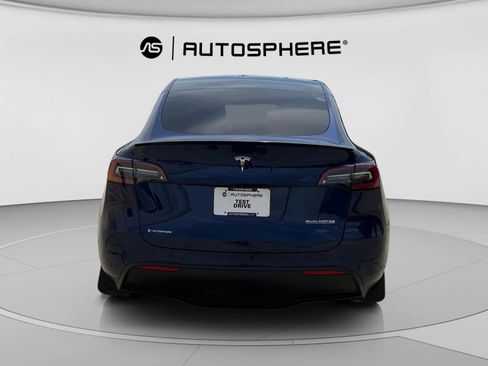 Used 2023 Tesla Model Y Performance AWD/4WD image 7