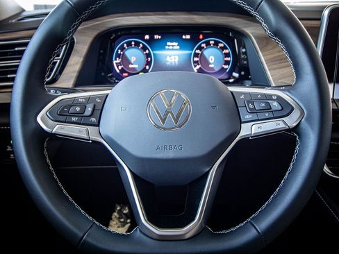 New 2026 Volkswagen Atlas SE image 32