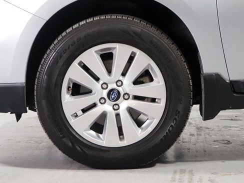 Used 2016 Subaru Outback 2.5i Premium image 40