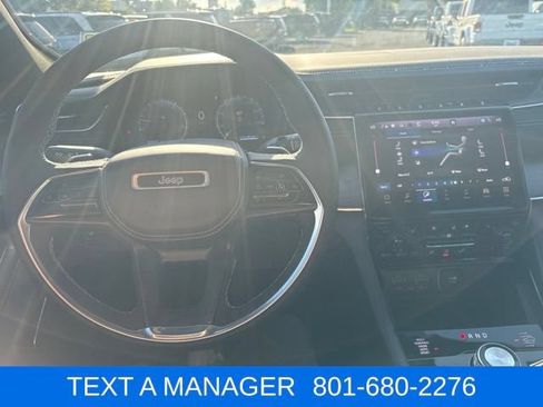 Used 2023 Jeep Grand Cherokee Overland w/ Luxury Tech Group IV AWD/4WD image 14