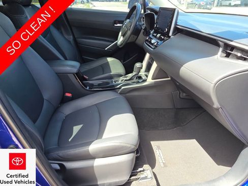 Certified 2022 Toyota Corolla Cross XLE w/ Convenience Package image 14
