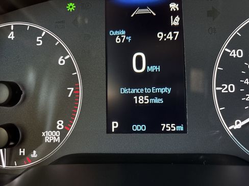 Certified 2025 Toyota Corolla SE w/ Convenience Package image 15